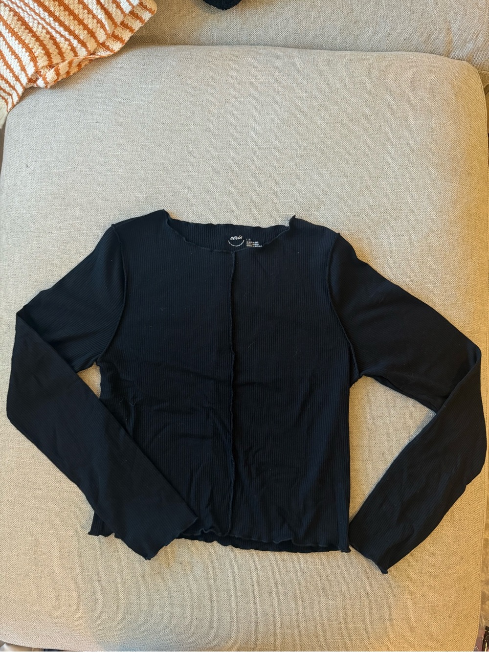 aerie Black Ribbed Long-Sleeve Lettuce-Edge Top